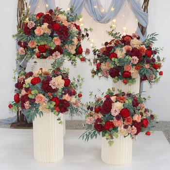 Червен празничен хартиен стълб, симулиращ топка от изкуствени цветя, сватбена фон, централна част, маса, цвете, подпори за партита, демонстрация на вятъра